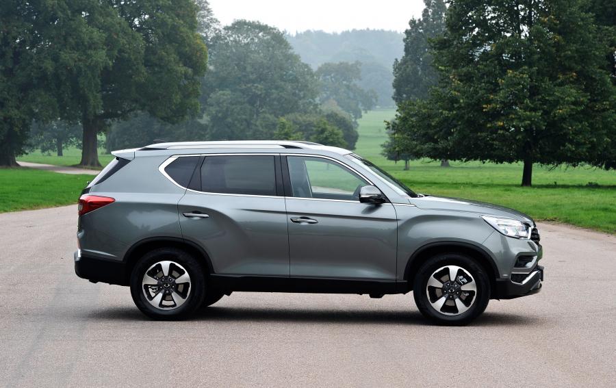  SsangYong Rexton ELX 2017 года  (UK) (фото 19 из 31)